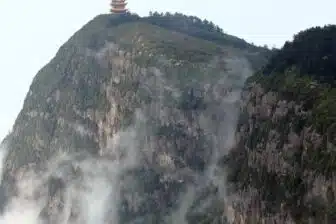 Montagnes sacrées et temples de Chine – Image 3