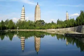 Self Driving - Du Népal vers le Laos, en passant par le Tibet et le Yunnan – Image 4
