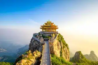 Mont Laojun (Laojunshan) 老君山