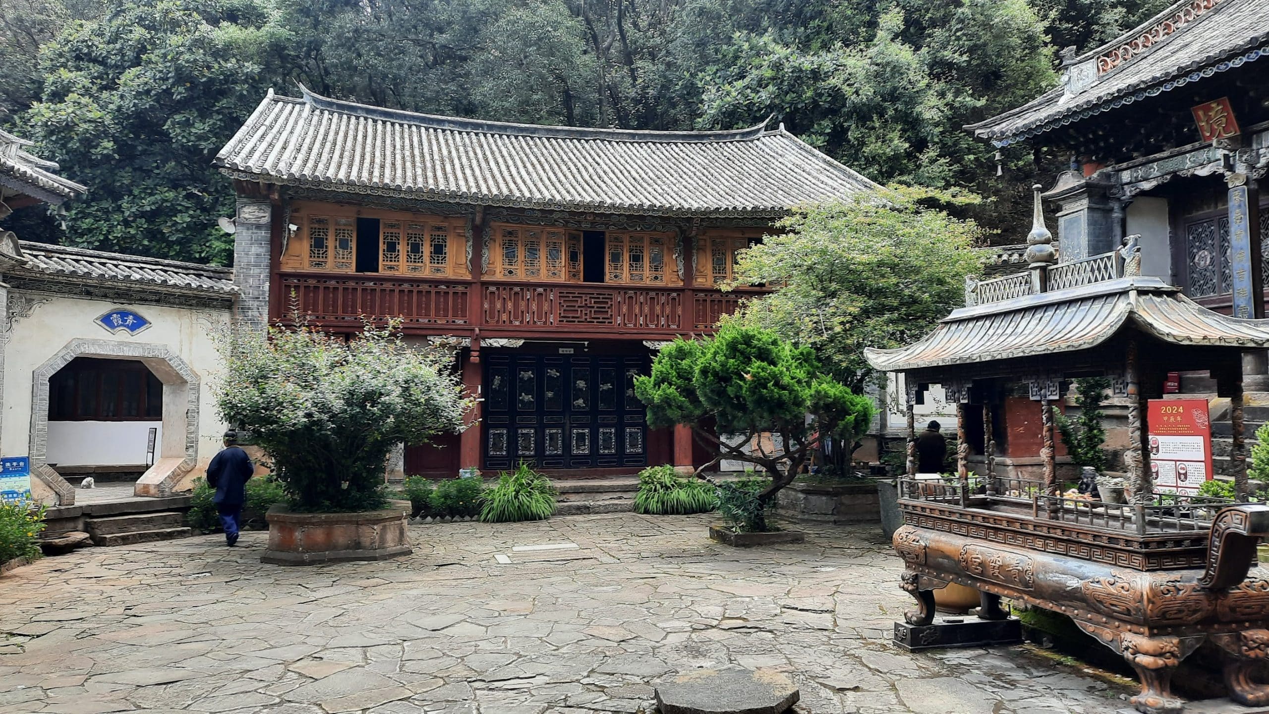 Gabriel et sa famille – Paysages karstiques du Guangxi et Nord Yunnan – août 2024