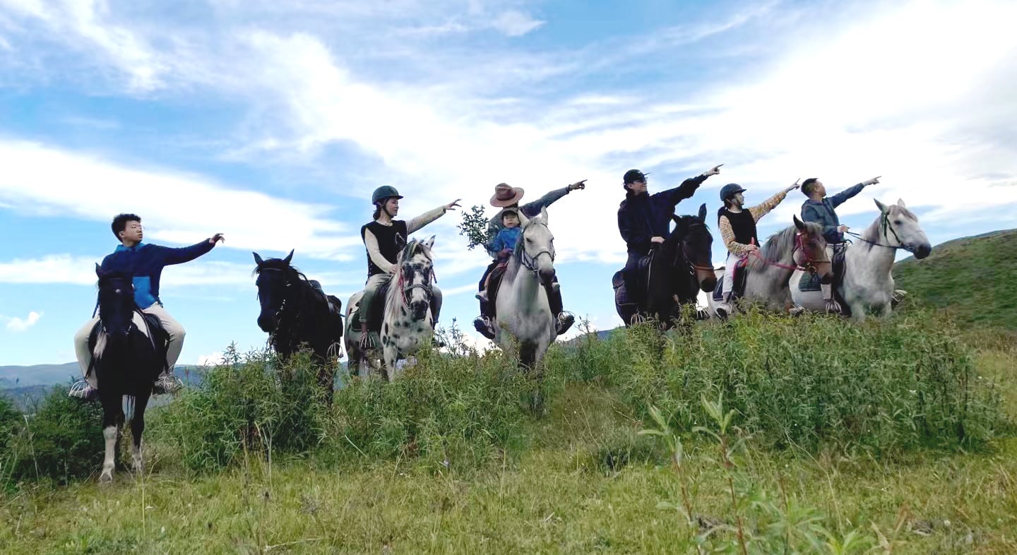 Randonnée à cheval au Sichuan : des Sommets aux Prairies – Image 13