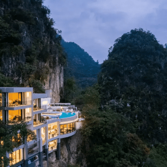 Hotel de la Grotte perchée