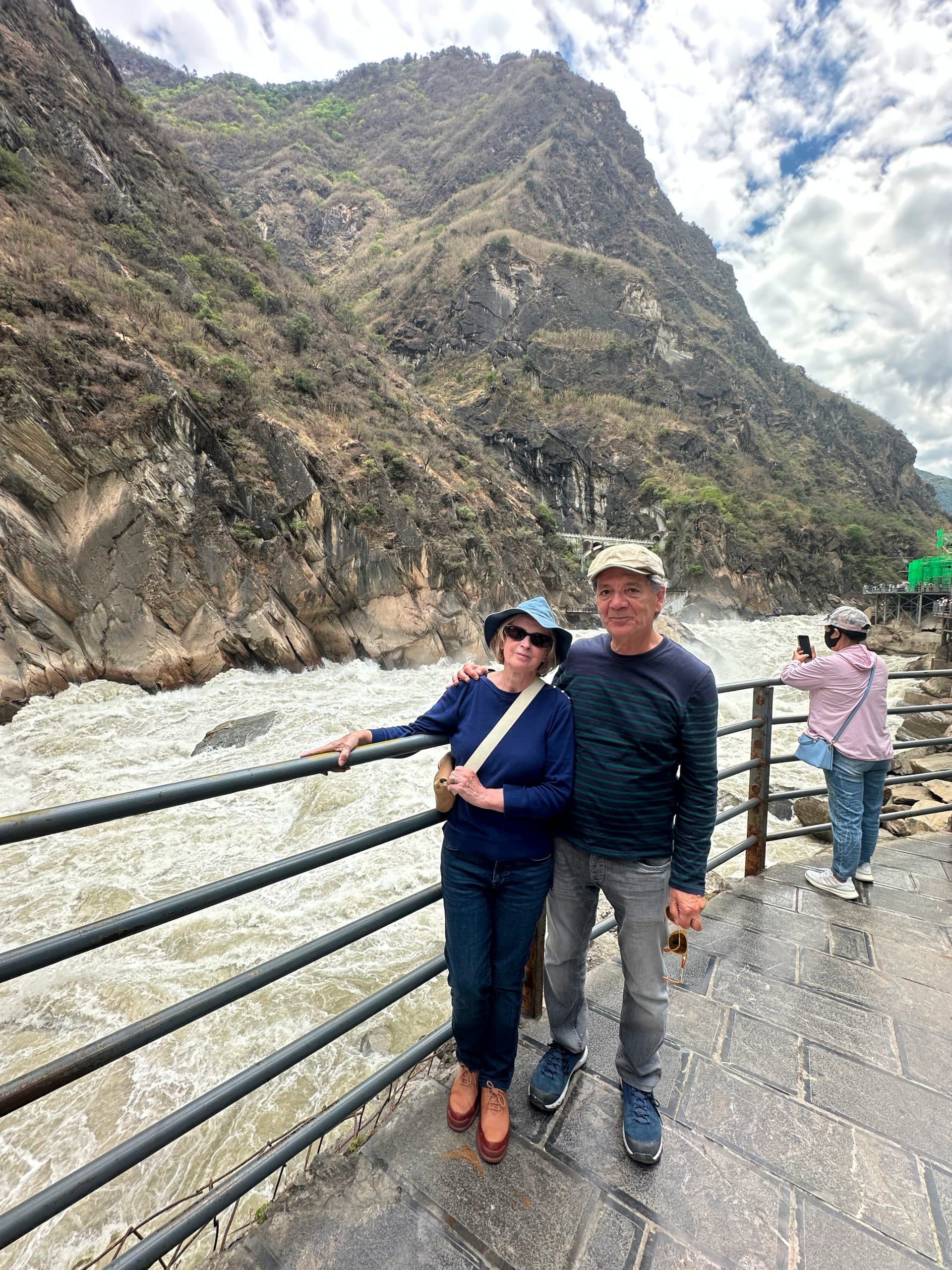 Michel et Dany – Diversités du Yunnan en petit groupe – Mai 2025