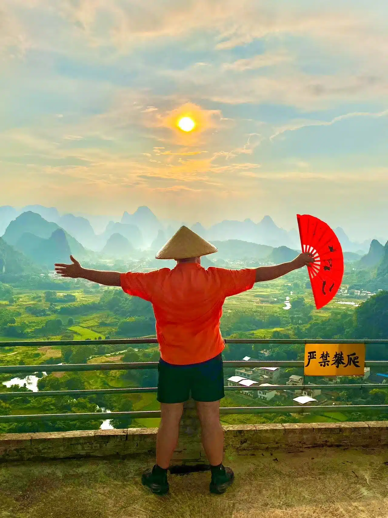 Daniel S. – Minorités ethniques et paysages du Nord Guangxi et sud Guizhou – Juillet à Août 2025