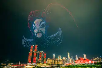 Spectacle drones Chongqing_dreamstime_xl_387568532